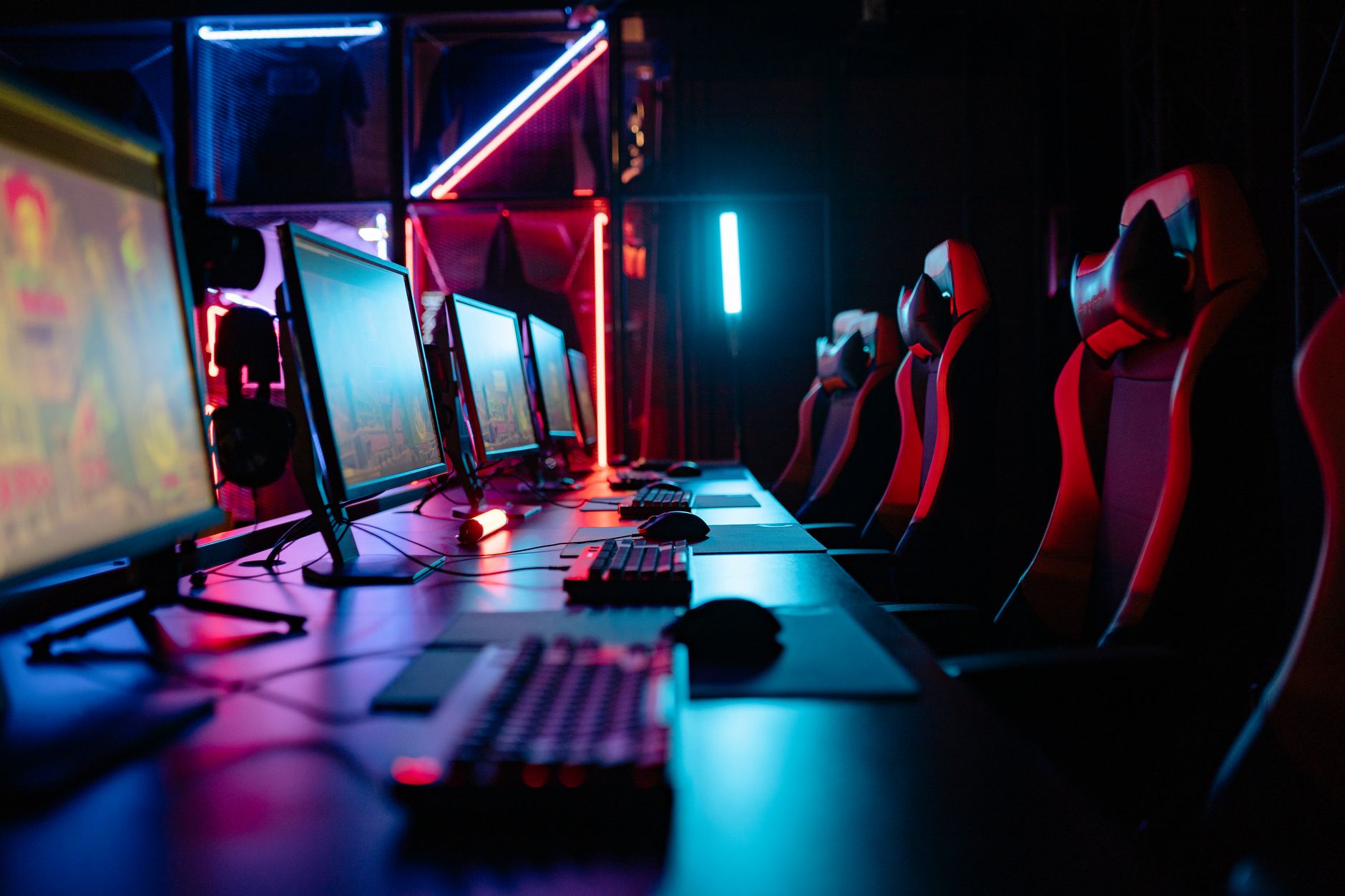 Arena de eSports Krypton com iluminação LED de alta qualidade